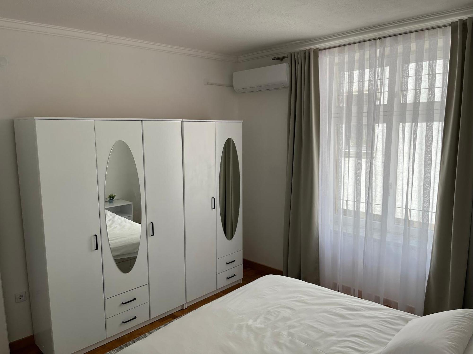 Sarajevo Luxury Apartment - 50 M From Old Sarajevo Clock Tower エクステリア 写真