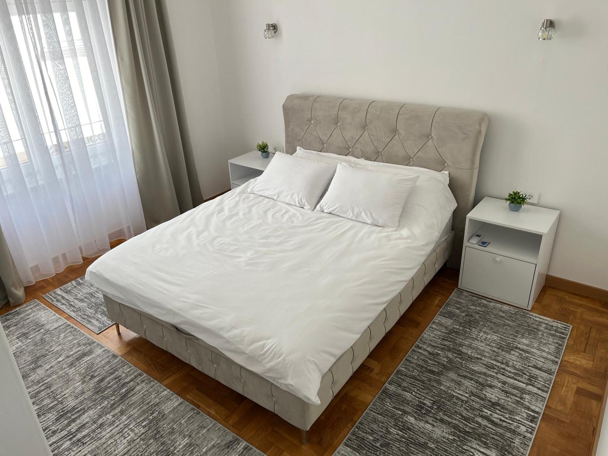 Sarajevo Luxury Apartment - 50 M From Old Sarajevo Clock Tower エクステリア 写真