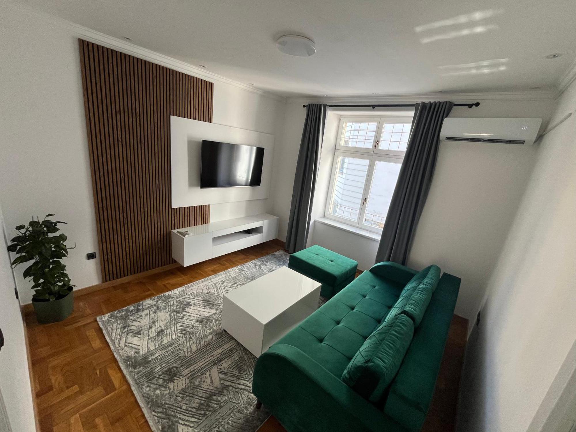 Sarajevo Luxury Apartment - 50 M From Old Sarajevo Clock Tower エクステリア 写真