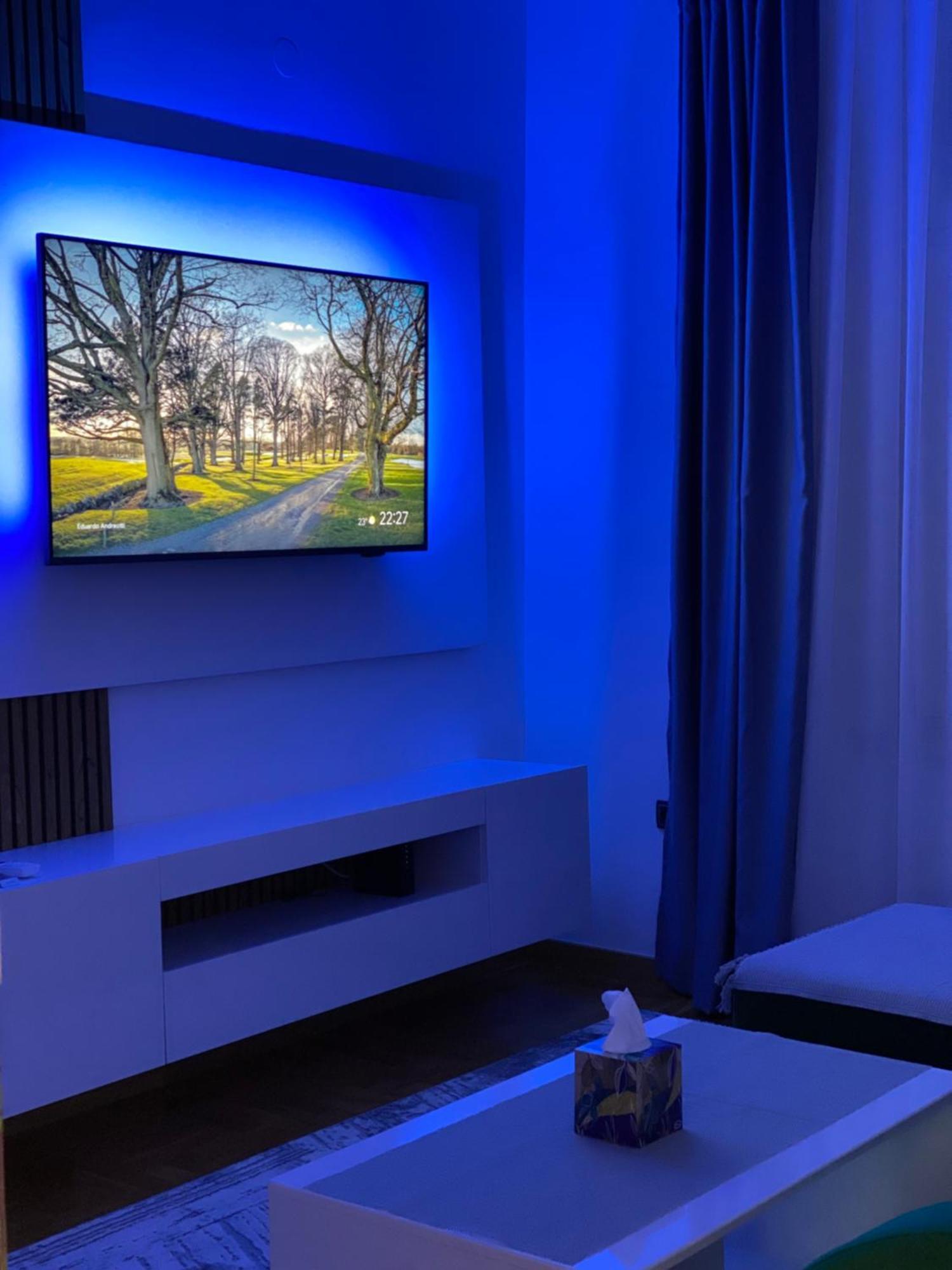 Sarajevo Luxury Apartment - 50 M From Old Sarajevo Clock Tower エクステリア 写真