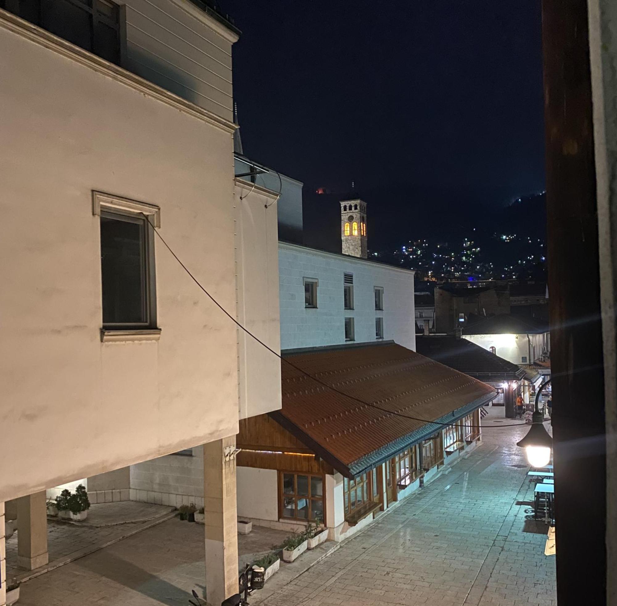 Sarajevo Luxury Apartment - 50 M From Old Sarajevo Clock Tower エクステリア 写真